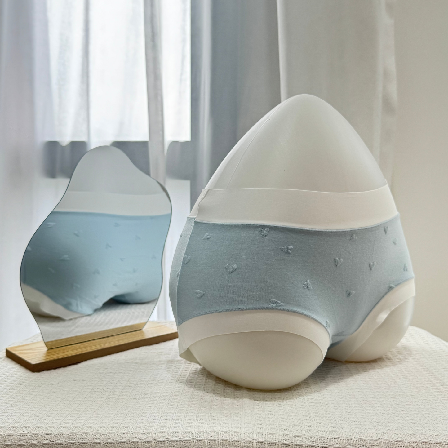 [Free Size - 43-70kg] JellySkin Mid-Waist Seamless Panty – 5A Antibacterial Heart Jacquard Edition