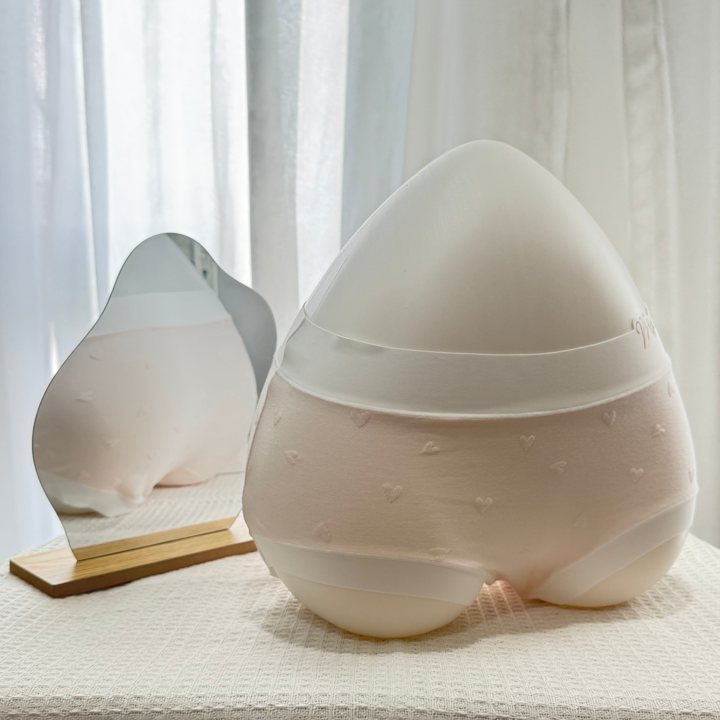 [Free Size - 43-70kg] JellySkin Mid-Waist Seamless Panty – 5A Antibacterial Heart Jacquard Edition