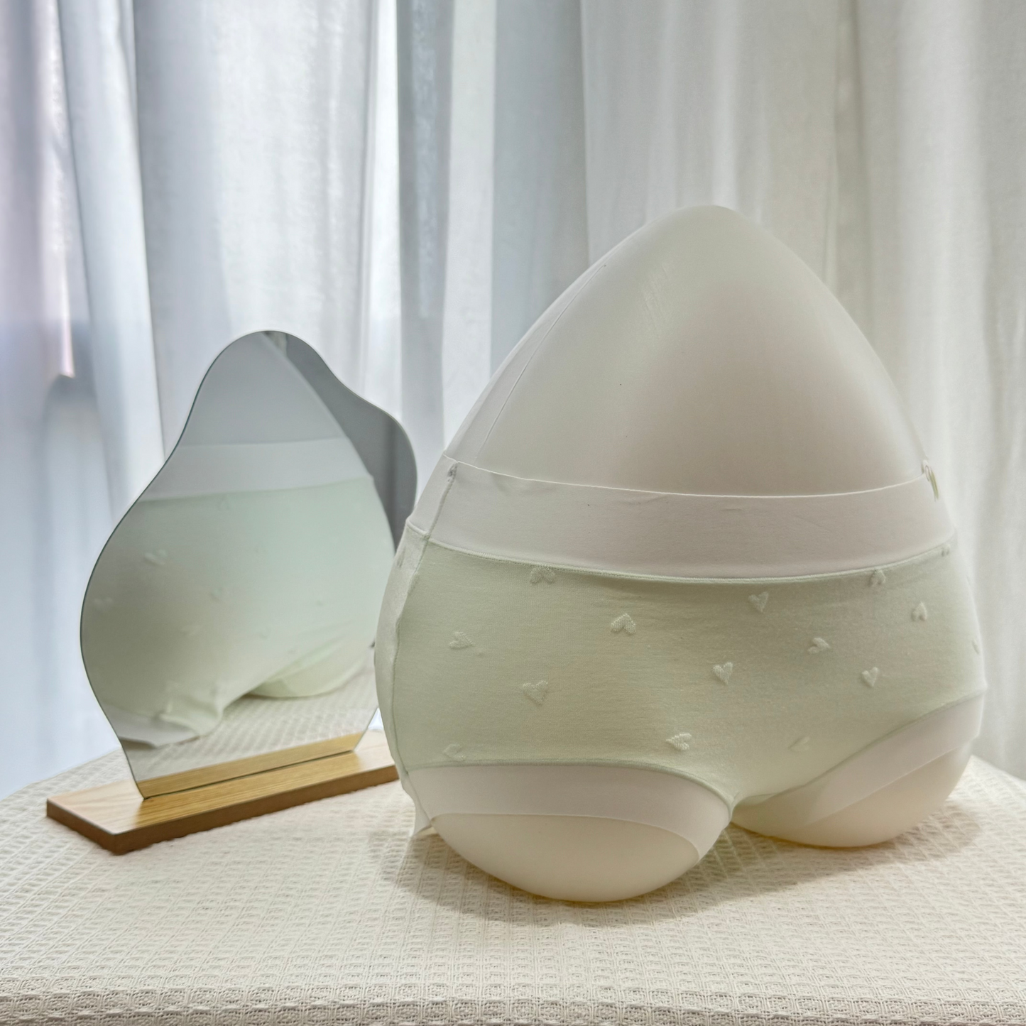 [Free Size - 43-70kg] JellySkin Mid-Waist Seamless Panty – 5A Antibacterial Heart Jacquard Edition