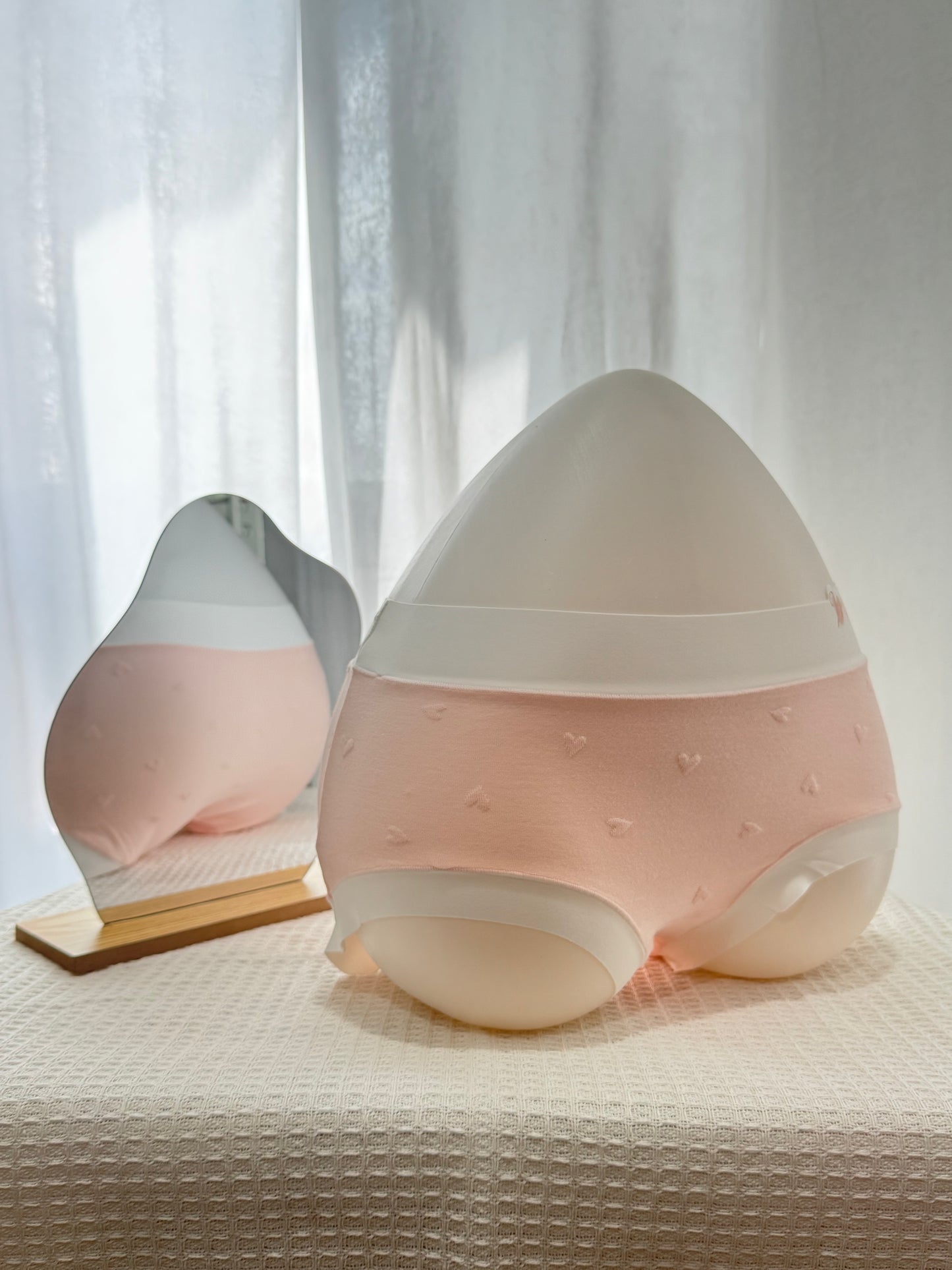 [Free Size - 43-70kg] JellySkin Mid-Waist Seamless Panty – 5A Antibacterial Heart Jacquard Edition