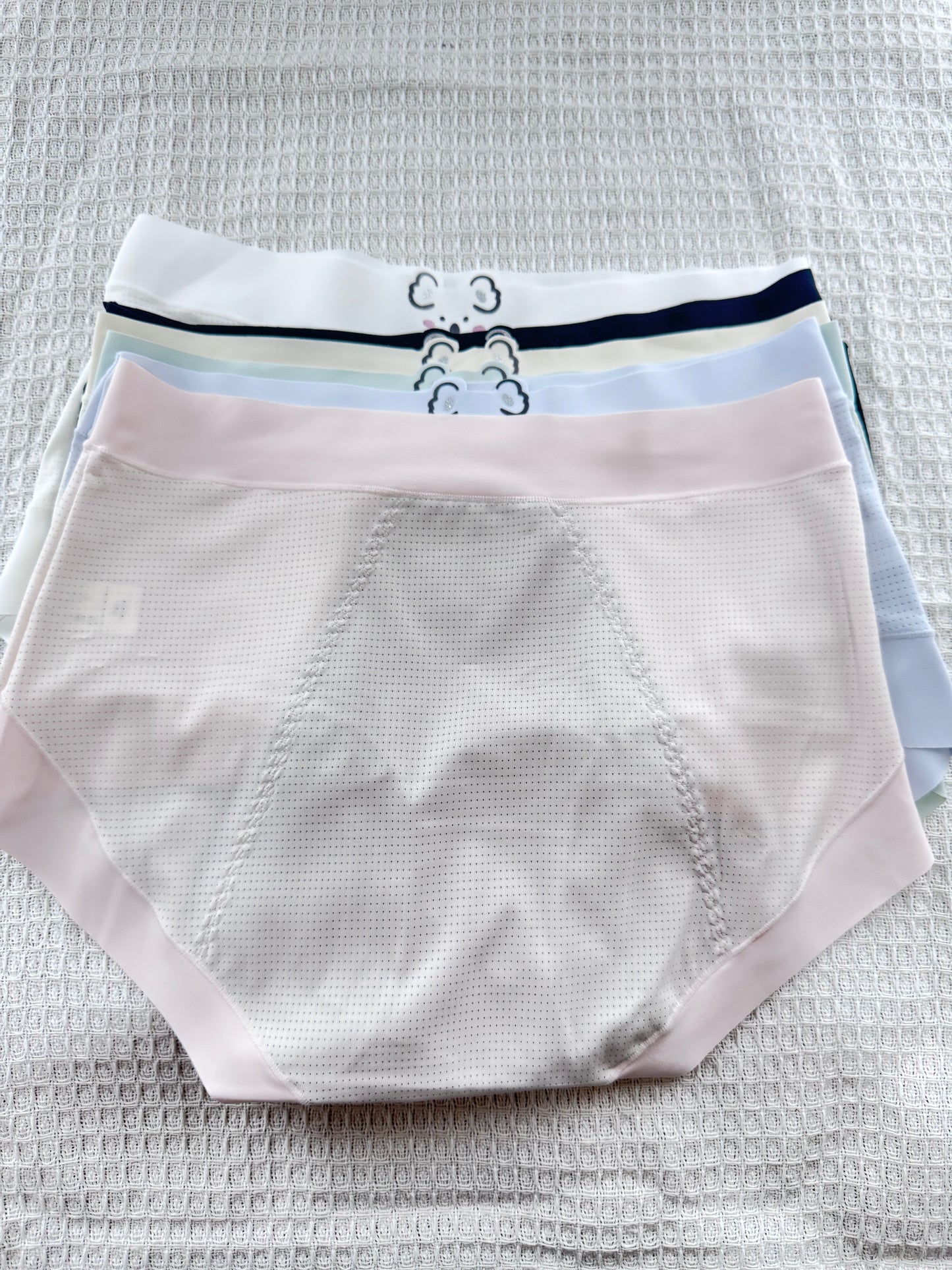 [Free Size] KoalaCare IceSilk Seamless Period Panty – Anti-Leakage | Free Size