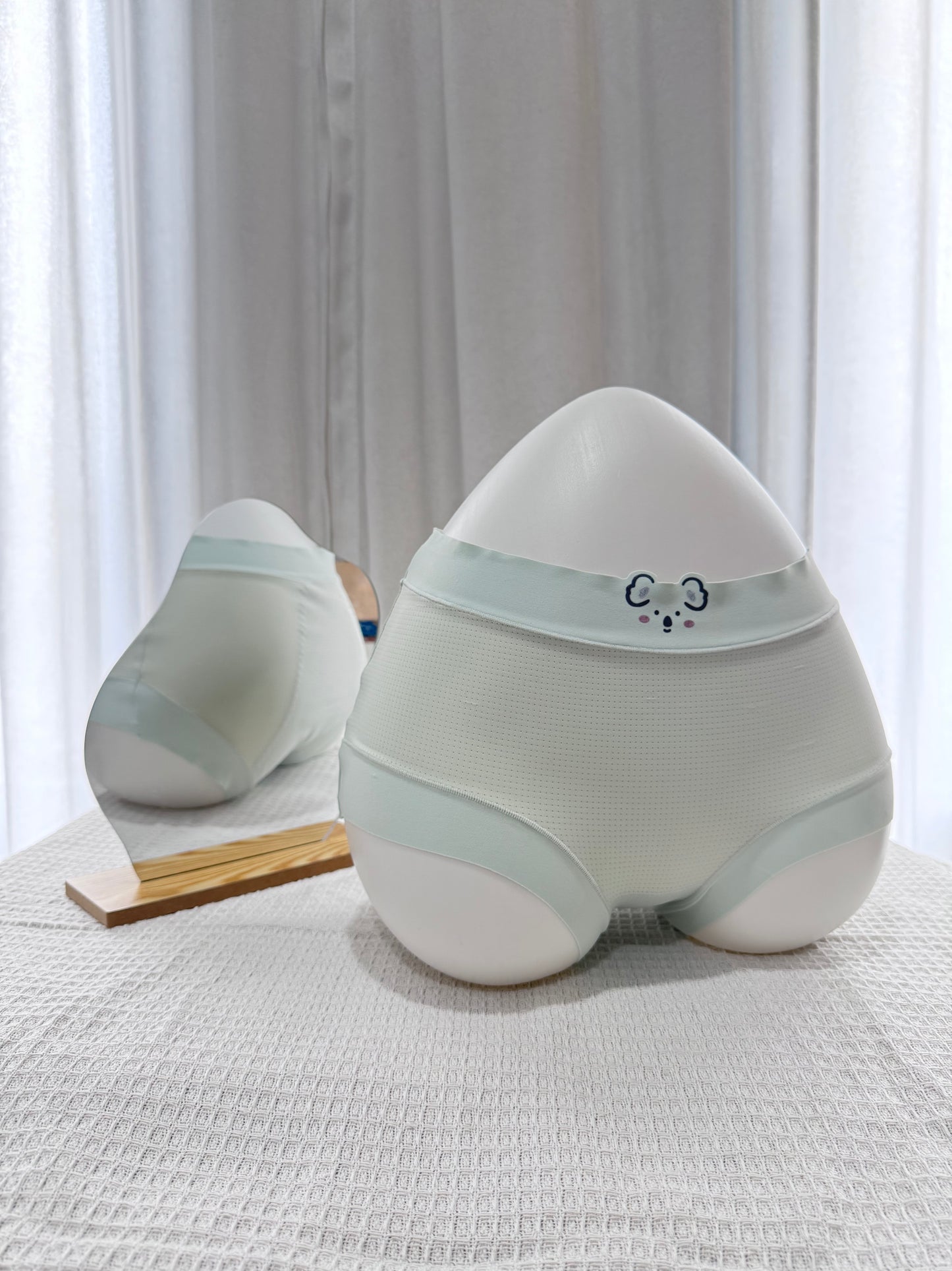 [Free Size] KoalaCare IceSilk Seamless Period Panty – Anti-Leakage | Free Size